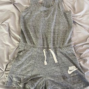 WOMENS NIKE GREY ROMPER ONE PIECE - S